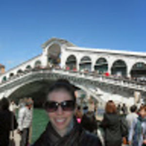 Meet your Posher, Cara